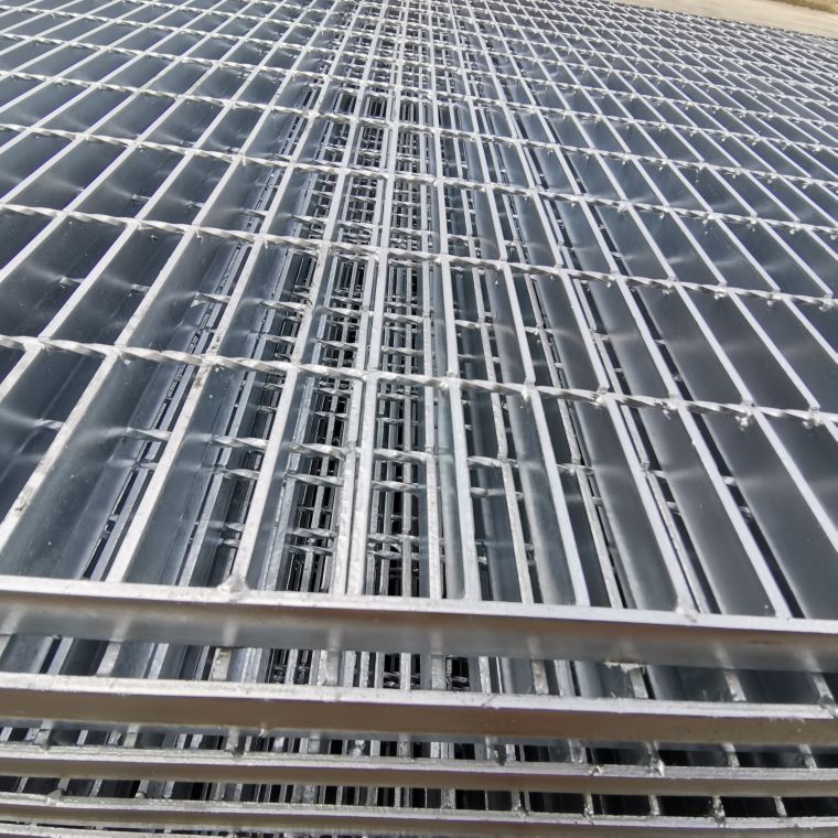钢格栅井盖 (4).jpg