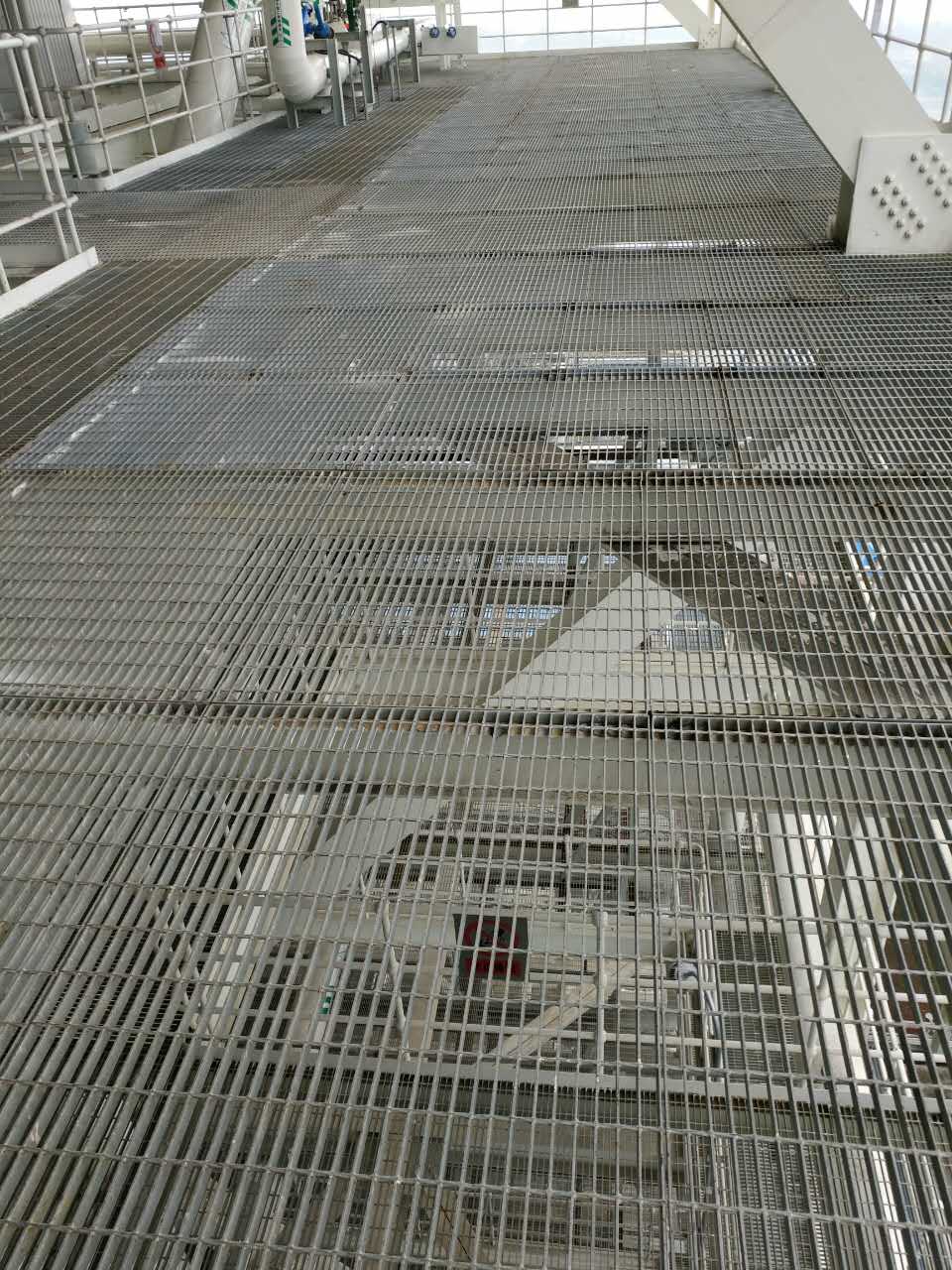 钢格栅平台板.jpg