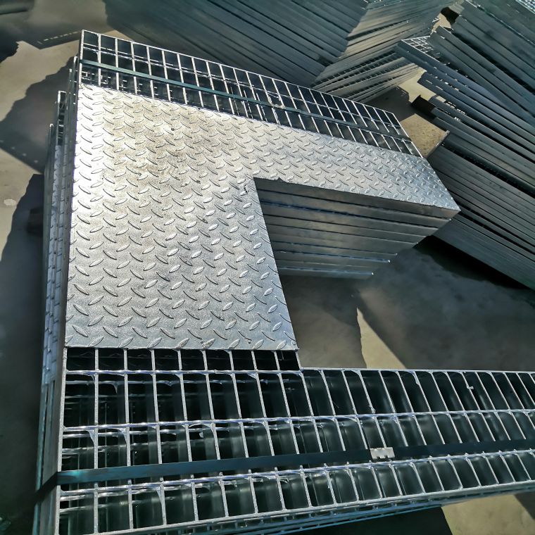 花纹钢格栅板